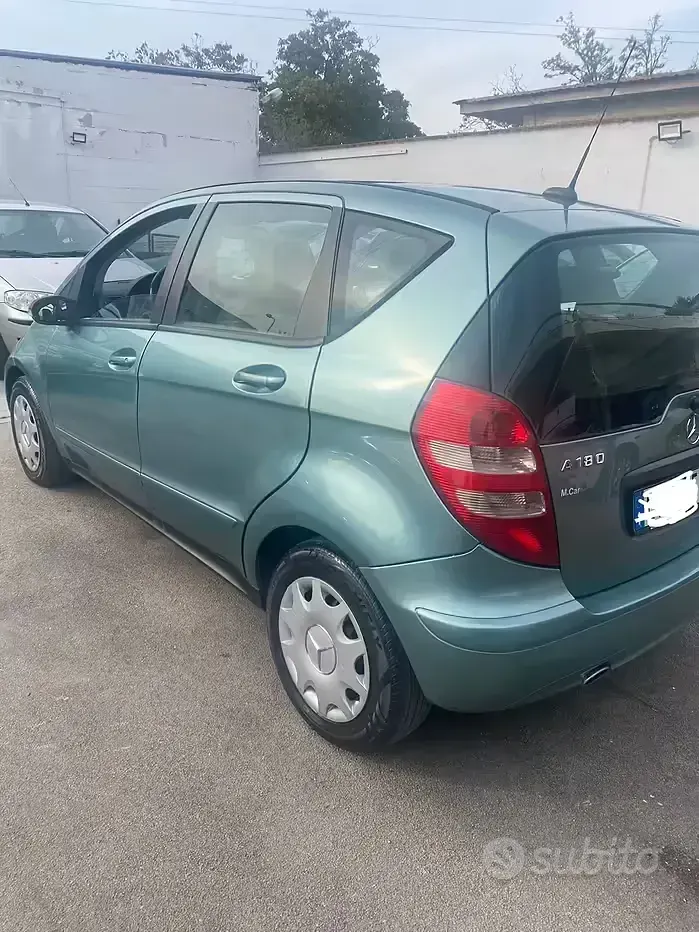 Usata Mercedes A180 109 CV (80 kW) 2005 Berlina