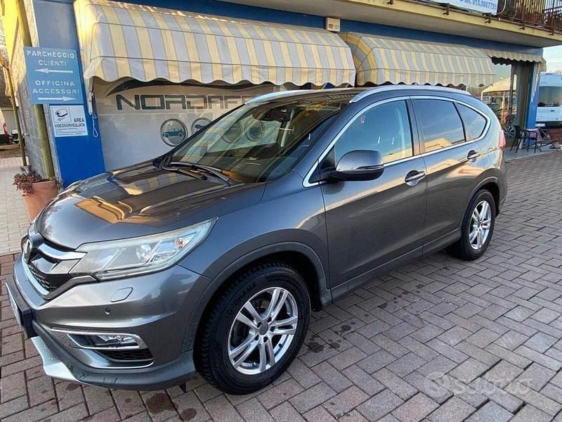 Käytetty Honda CR-V Lifestyle 120 HP (88 kW) 2015 Katumaasturi
