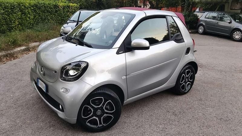 Usata 2019 Smart ForTwo Cabrio Superpassion Cabrio | 15.950 € (Ottimo prezzo) - Immagine 1/4