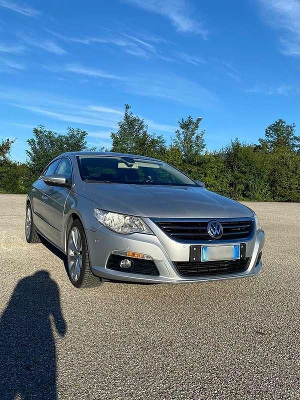 Usata VW Passat 140 CV (102 kW) 2009 Argento Coupé
