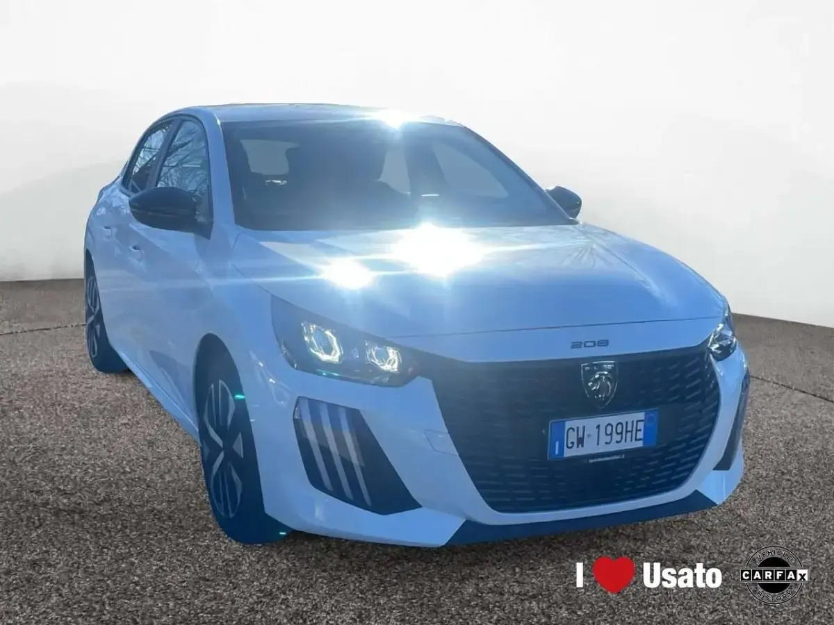 Usata Peugeot 208 Style 75 CV (55 kW) 2024 Bianco Utilitaria