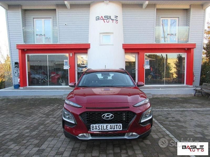 Usata Hyundai Kona Style 116 CV (85 kW) 2018 Rosso SUV