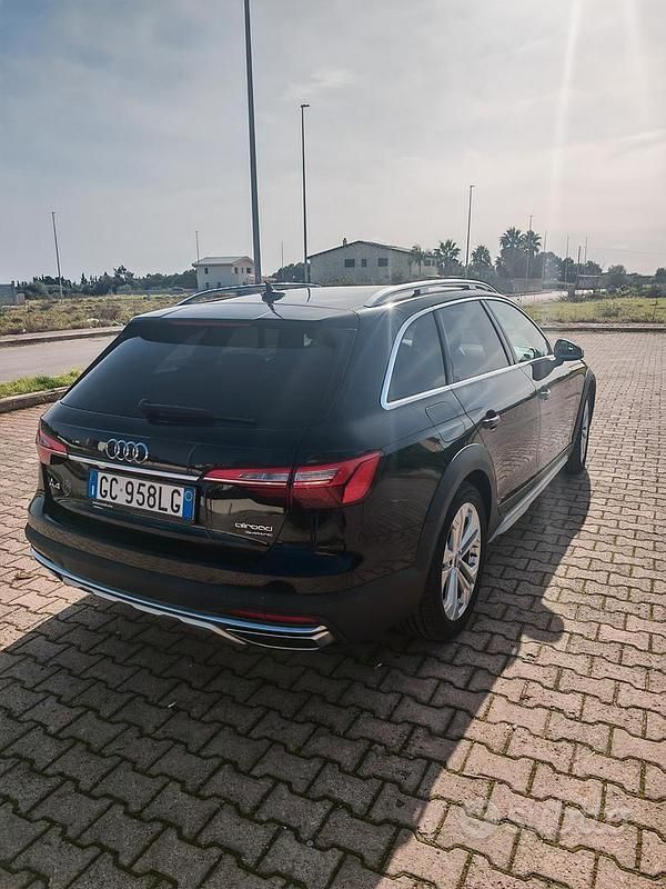 Usata Audi A4 Allroad Business 190 CV (139 kW) 2019 Nero Station wagon
