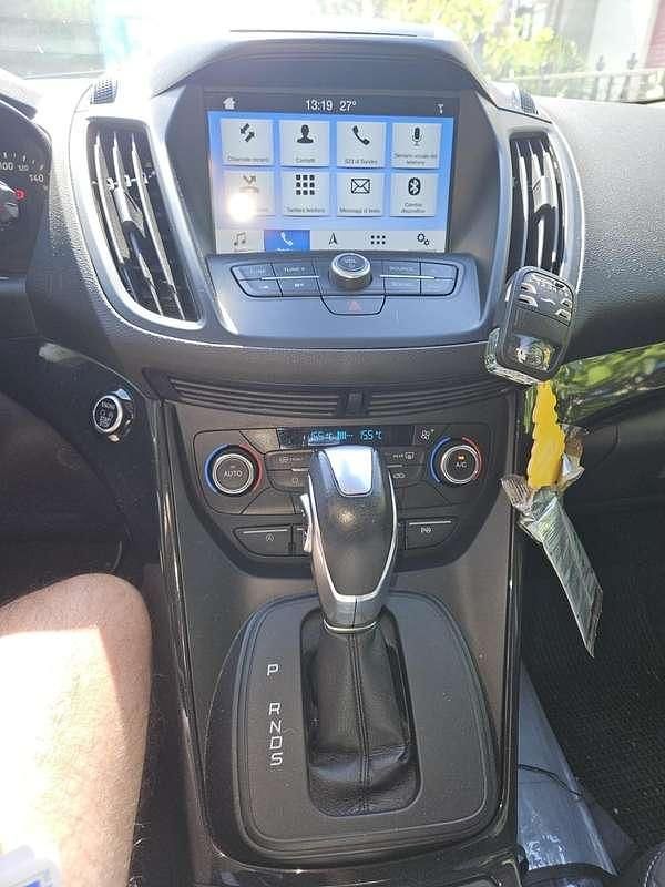 Usata Ford Kuga Individual 163 CV (119 kW) 2019 SUV