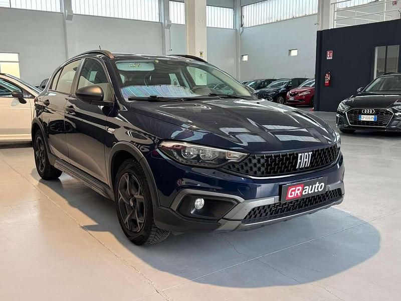 Usata Fiat Tipo Cross 95 CV (69 kW) 2021 Other Berlina
