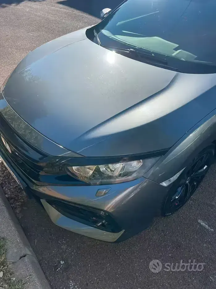 Usata Honda Civic Elegance 126 CV (92 kW) 2019 Grigio Berlina