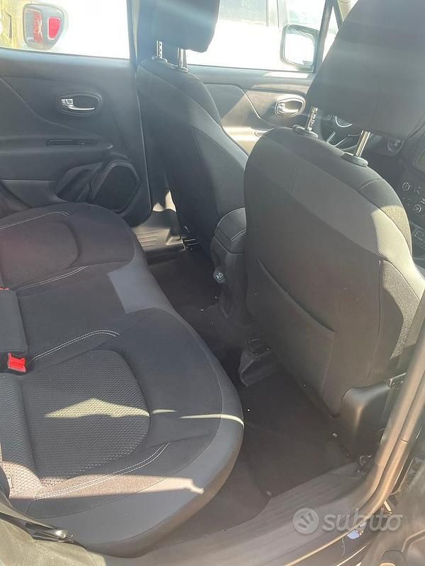 Usata Jeep Renegade Limited 120 CV (88 kW) 2021 Nero SUV