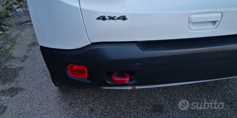 Usata Jeep Renegade Trailhawk 170 CV (125 kW) 2018 Bianco SUV