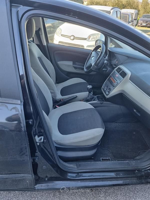 Usata Fiat Grande Punto 75 CV (55 kW) 2007 Utilitaria