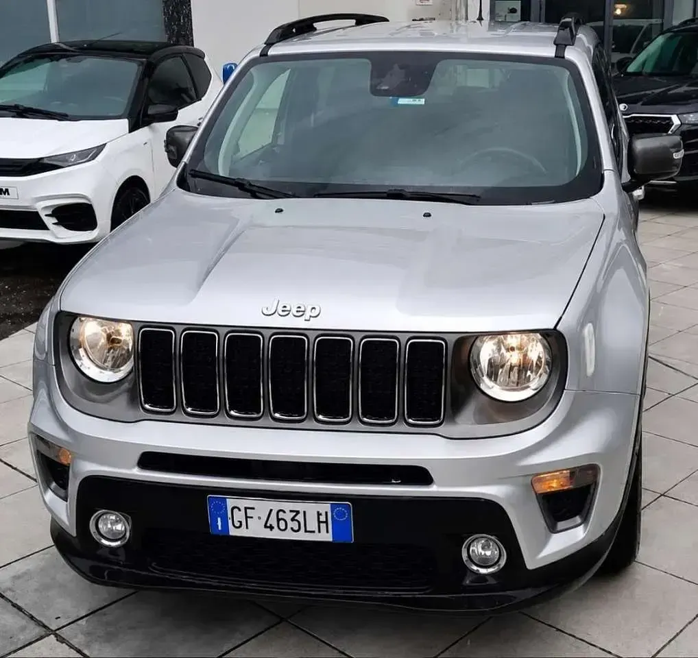 Usata Jeep Renegade Limited 120 CV (88 kW) 2021 Argento SUV