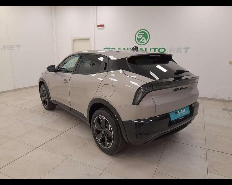 Nuova Alfa Romeo Junior 145 CV (106 kW) 2026 Bianco SUV