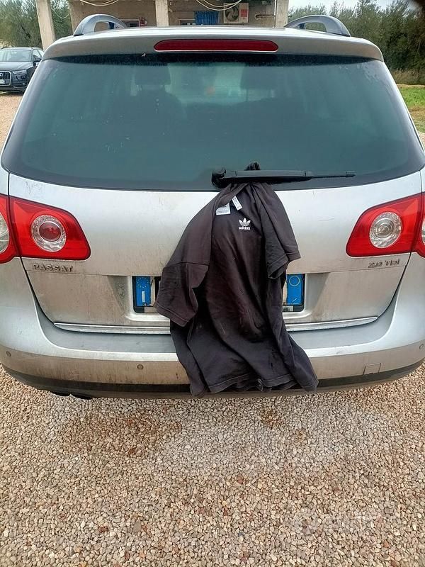 Usata VW Passat 53 CV (38 kW) 2008 Grigio Station wagon