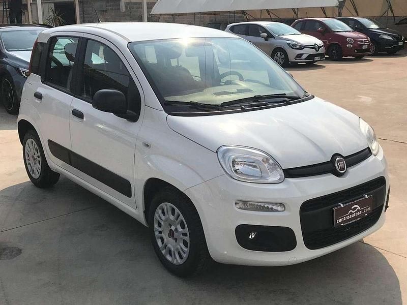 Usata Fiat Panda Easy 95 CV (69 kW) 2019 Bianco Utilitaria