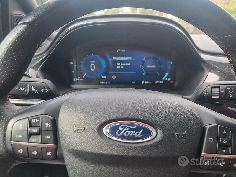 Usata Ford Puma 120 CV (88 kW) 2020 Bianco SUV