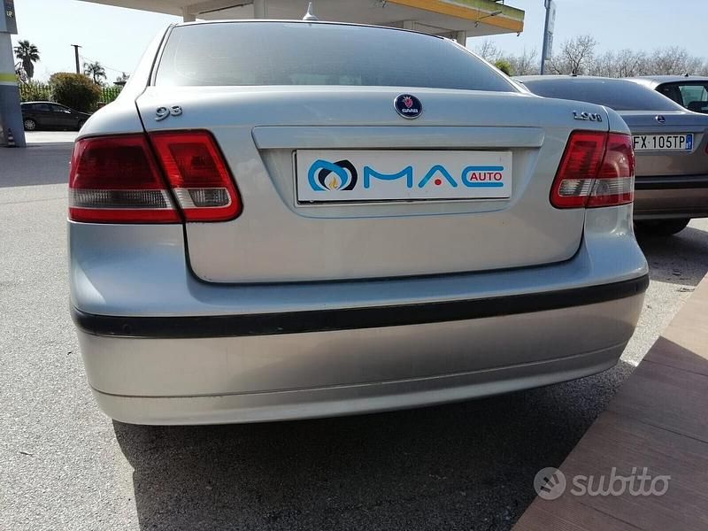 Usata Saab 9-3 Linear 150 CV (110 kW) 2005 Grigio Berlina