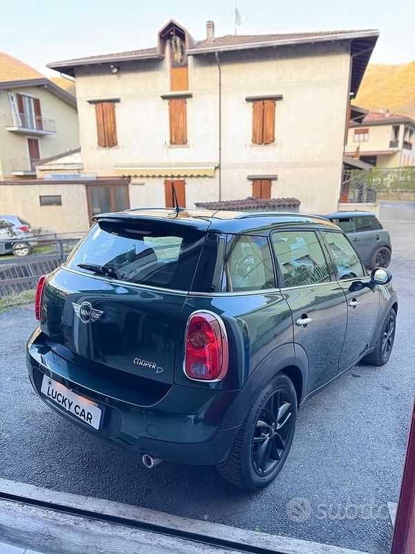 Usata Mini Countryman 111 CV (81 kW) 2012 Verde SUV