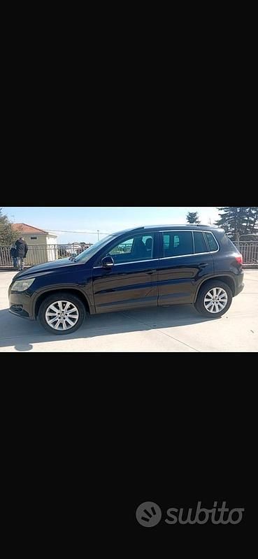 Usata VW Tiguan 140 CV (102 kW) 2009 Nero SUV