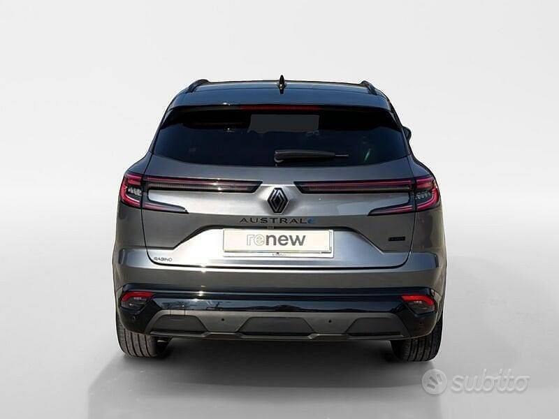 Usado Renault Austral Iconic 200 CV (147 kW) 2023 Gris SUV