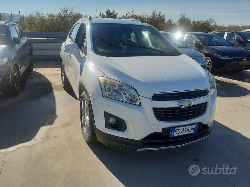 Bianco Usata 2013 Chevrolet Trax LTZ SUV | 7999 € (Buon prezzo) - Immagine 1/4
