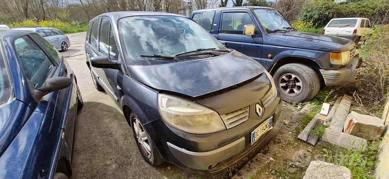Usata Renault Scénic 2003 Grigio Monovolume