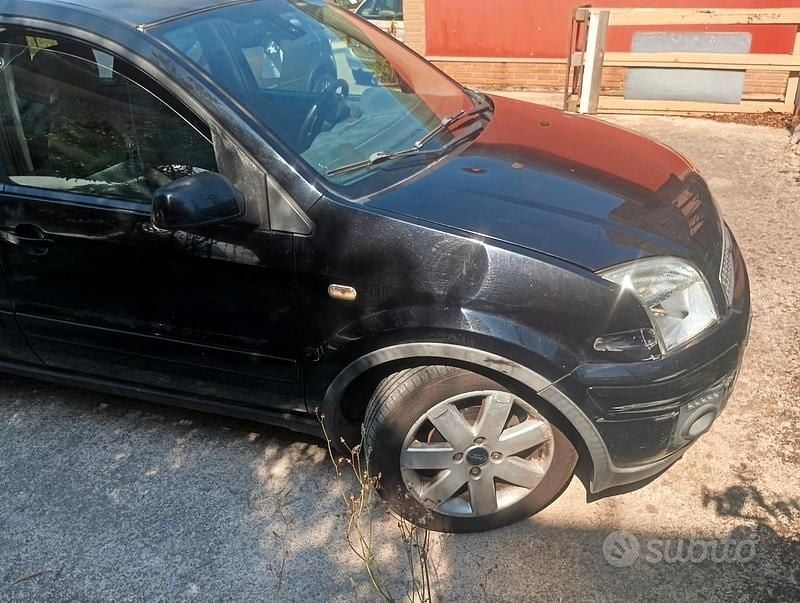 Usata Ford Fusion 2007 Nero Utilitaria