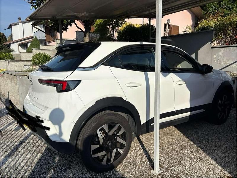 Usata Opel Mokka Elegance 101 CV (74 kW) 2022 Bianco SUV