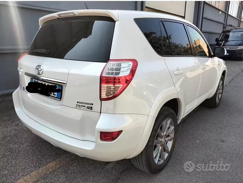 Usata Toyota RAV4 Style 150 CV (110 kW) 2013 Bianco SUV