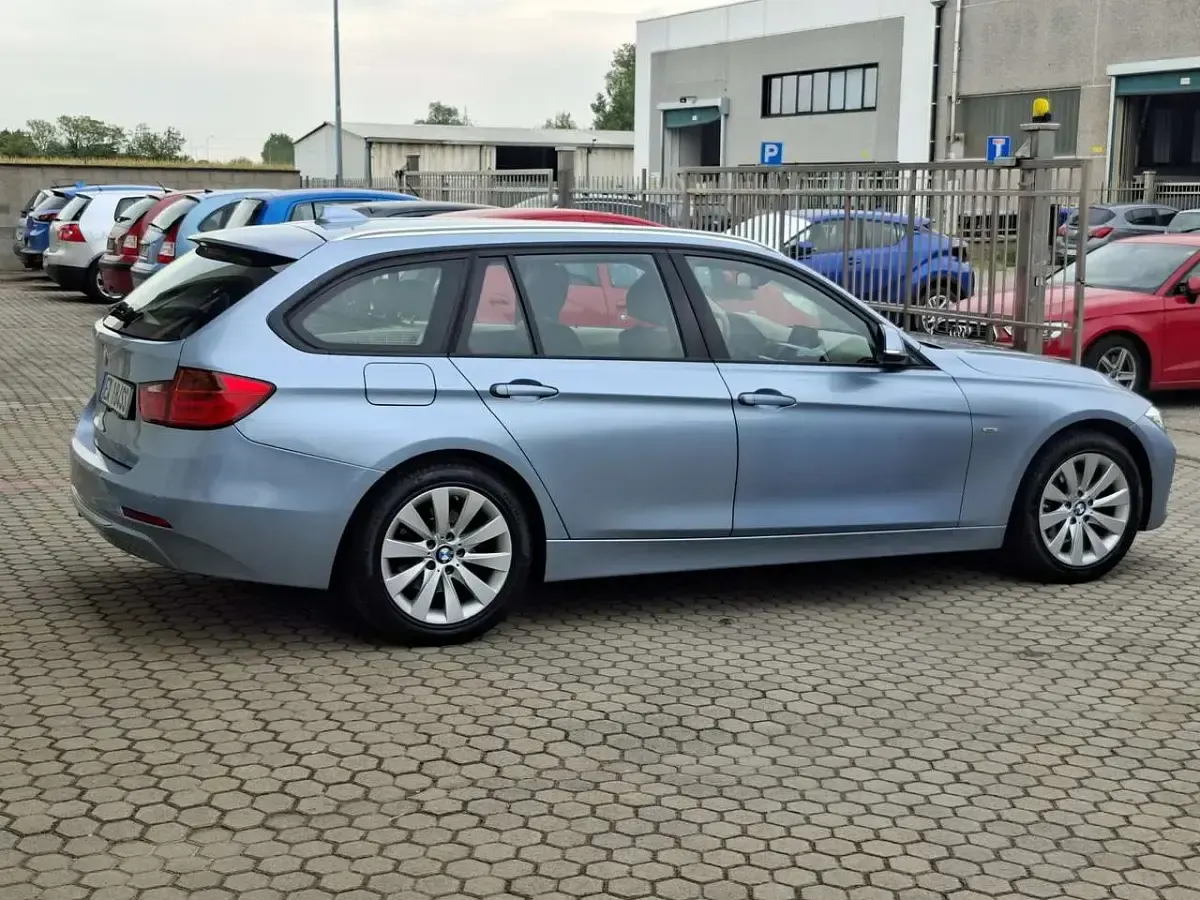 Usata BMW 316 116 CV (85 kW) 2014 Blu/azzurro Station wagon