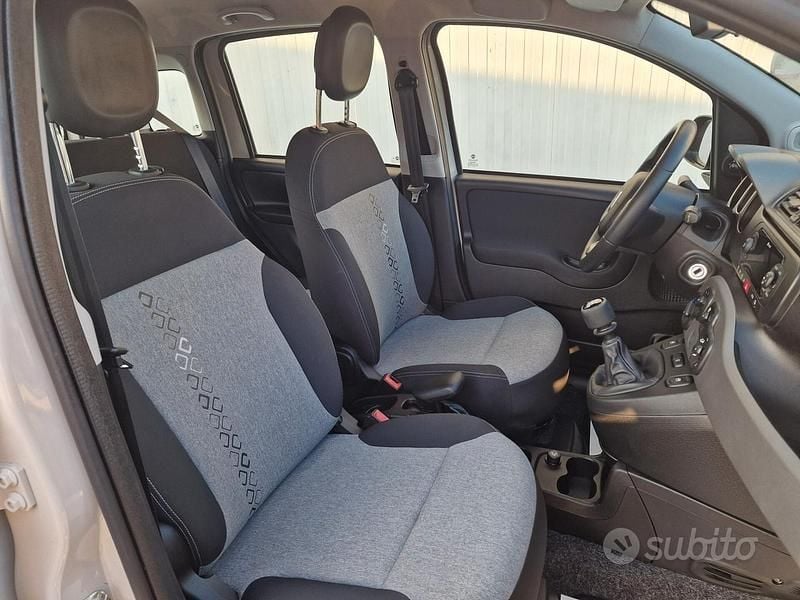Usata Fiat Panda 70 CV (51 kW) 2018 Beige Berlina