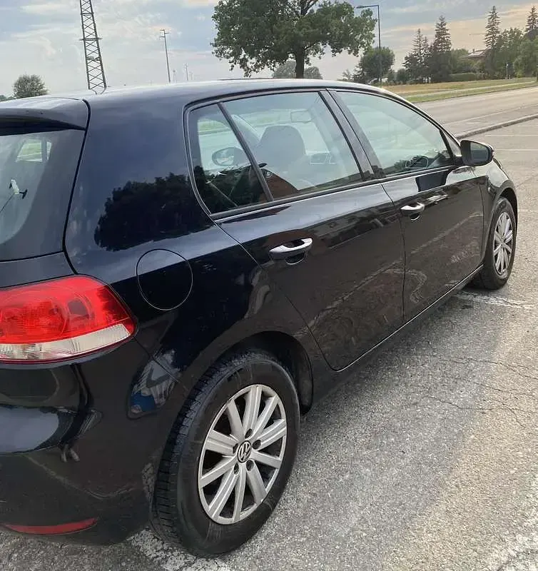 Usata VW Golf VI 105 CV (77 kW) 2011 Utilitaria