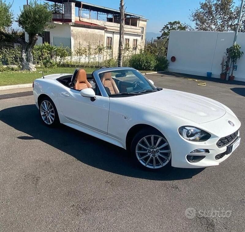 Usata Fiat 124 Spider 140 CV (102 kW) 2017 Bianco Cabrio