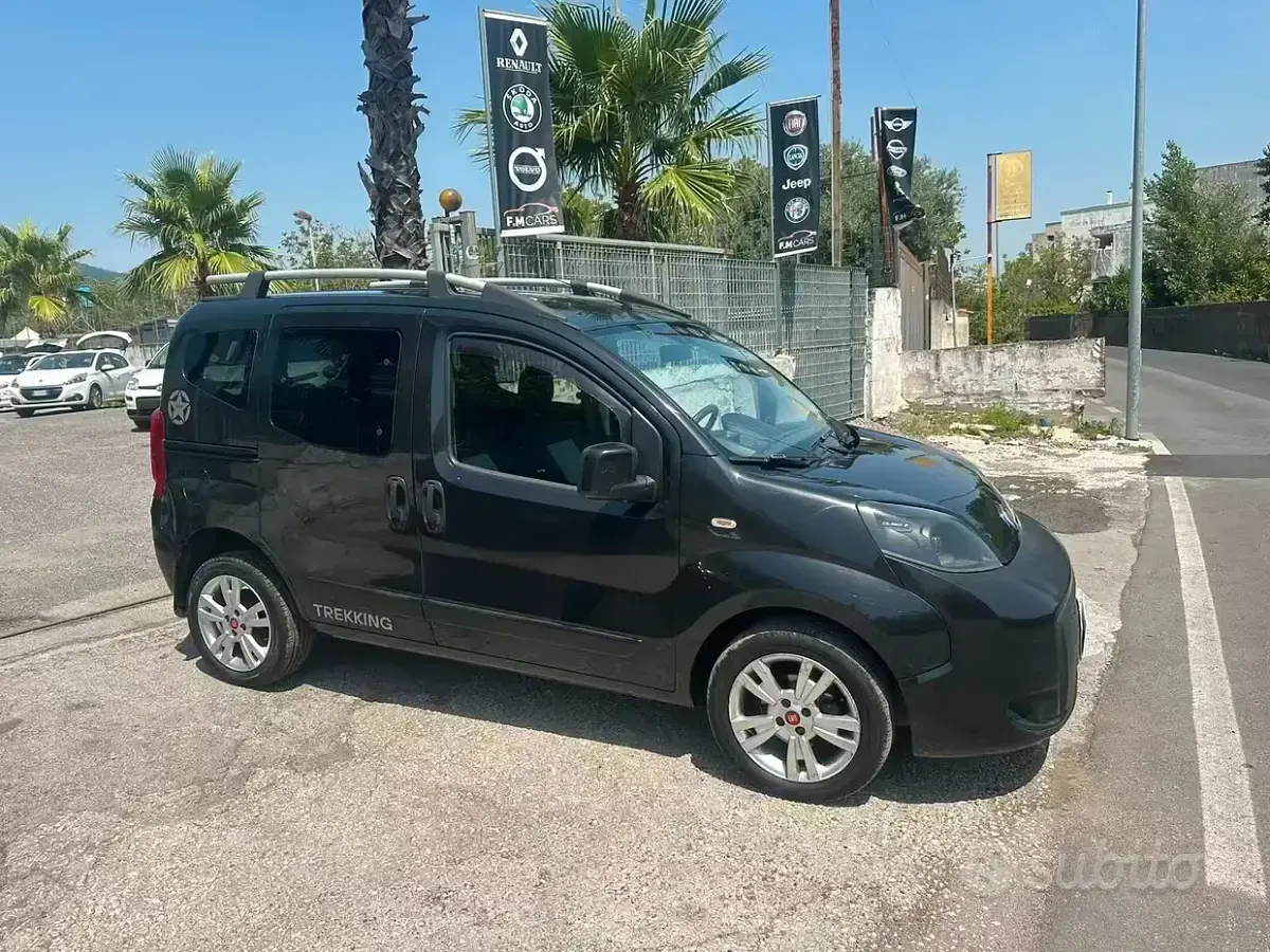 Usata Fiat Qubo Trekking 75 CV (55 kW) 2009 Nero Monovolume