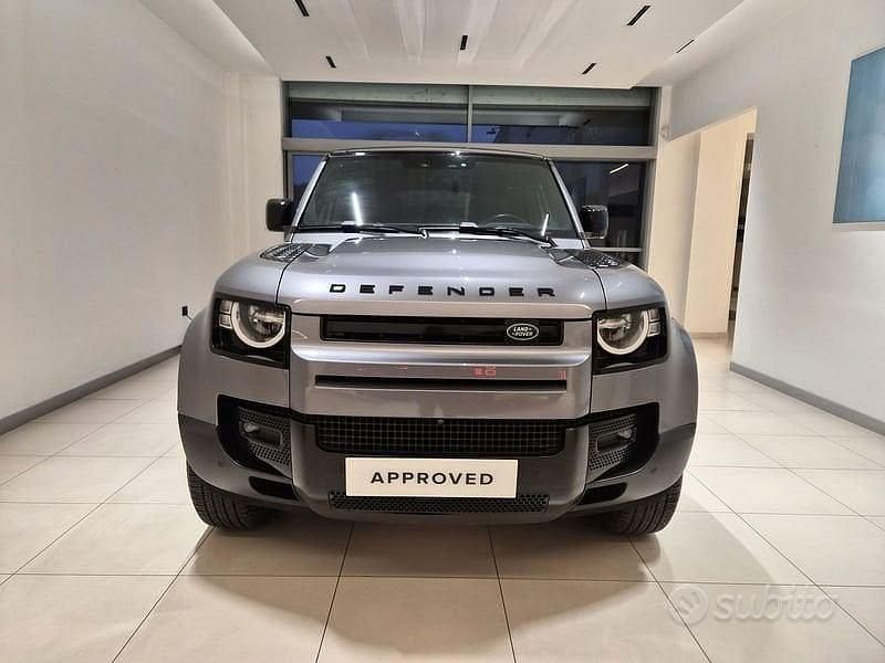 Usata Land Rover Defender S 200 CV (147 kW) 2023 Grigio SUV