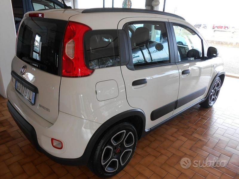 Usata Fiat Panda City Life 70 CV (51 kW) 2022 Bianco Utilitaria