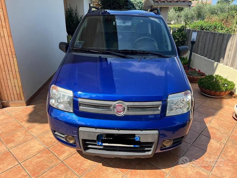 Blu Usata 2009 Fiat Panda Due volumi | 4500 € (Buon prezzo) - Immagine 1/4