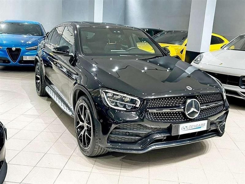 Nero Usata 2022 Mercedes GLC300e AMG SUV | 37.900 € (Buon prezzo) - Immagine 1/4