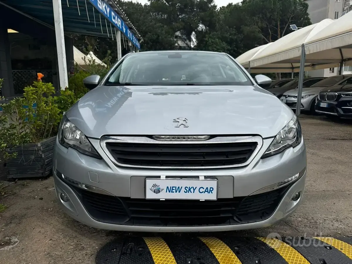 Usata Peugeot 308 Business-Line 120 CV (88 kW) 2017 Grigio Station wagon