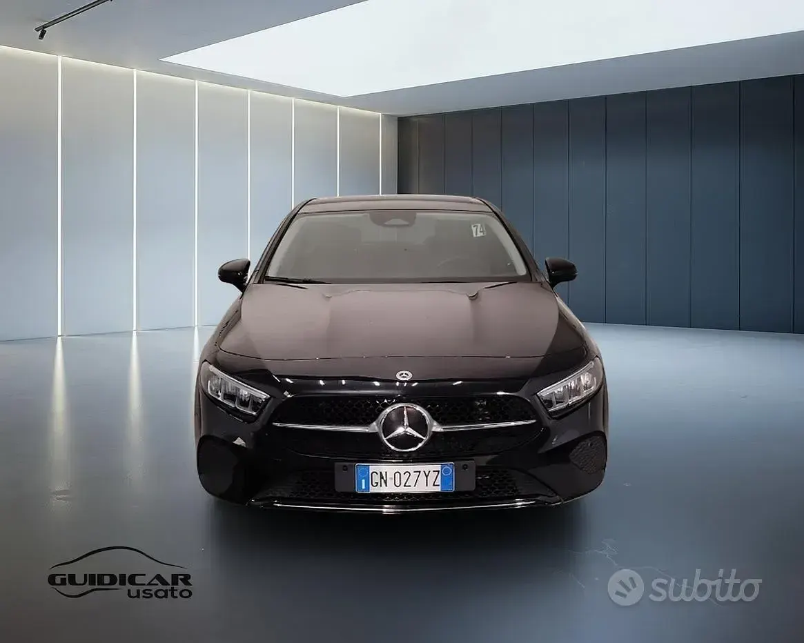 Usata Mercedes A180 Advanced 116 CV (85 kW) 2023 Nero Berlina