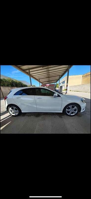 Usata Mercedes A180 Premium 109 CV (80 kW) 2014 Berlina