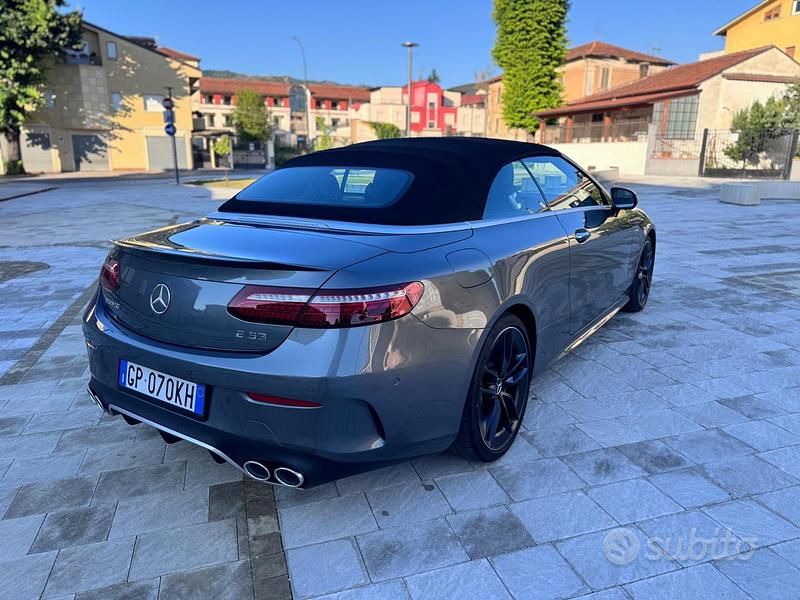Usata Mercedes E53 AMG AMG 435 CV (319 kW) 2023 Grigio Cabrio