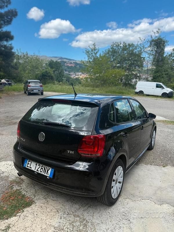 Usata VW Polo 90 CV (66 kW) 2012 Nero Utilitaria