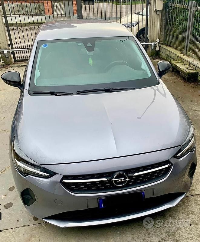 Usata Opel Corsa Elegance 101 CV (74 kW) 2021 Grigio Utilitaria
