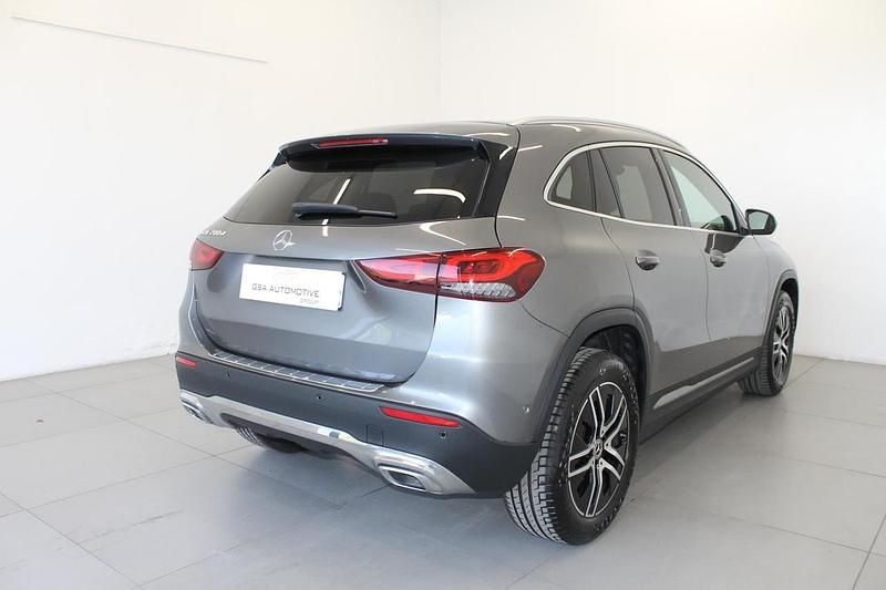 Usata Mercedes GLA200 150 CV (110 kW) 2021 Giallo SUV