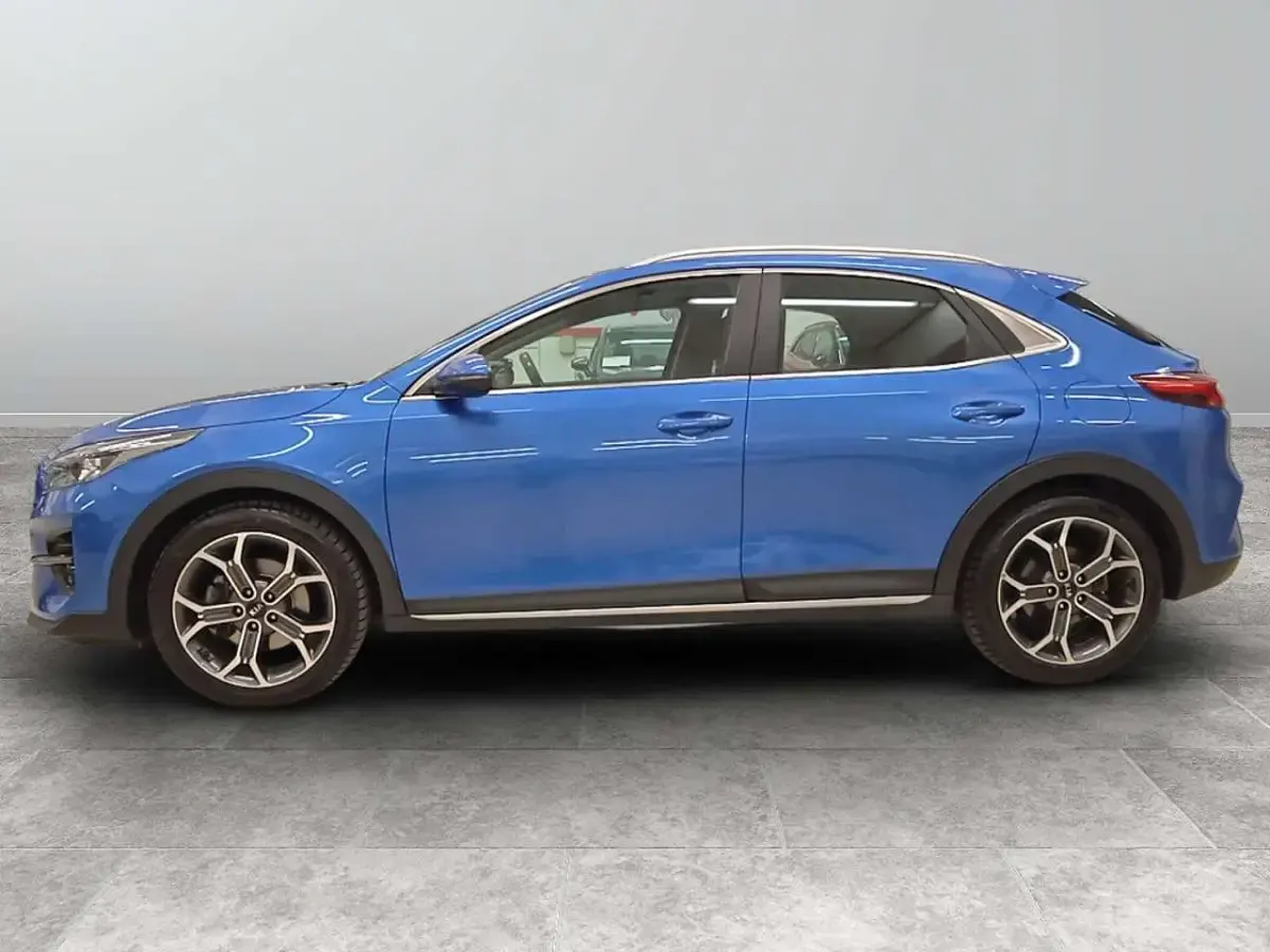 Usata Kia XCeed Style 111 CV (81 kW) 2021 Blue flame SUV