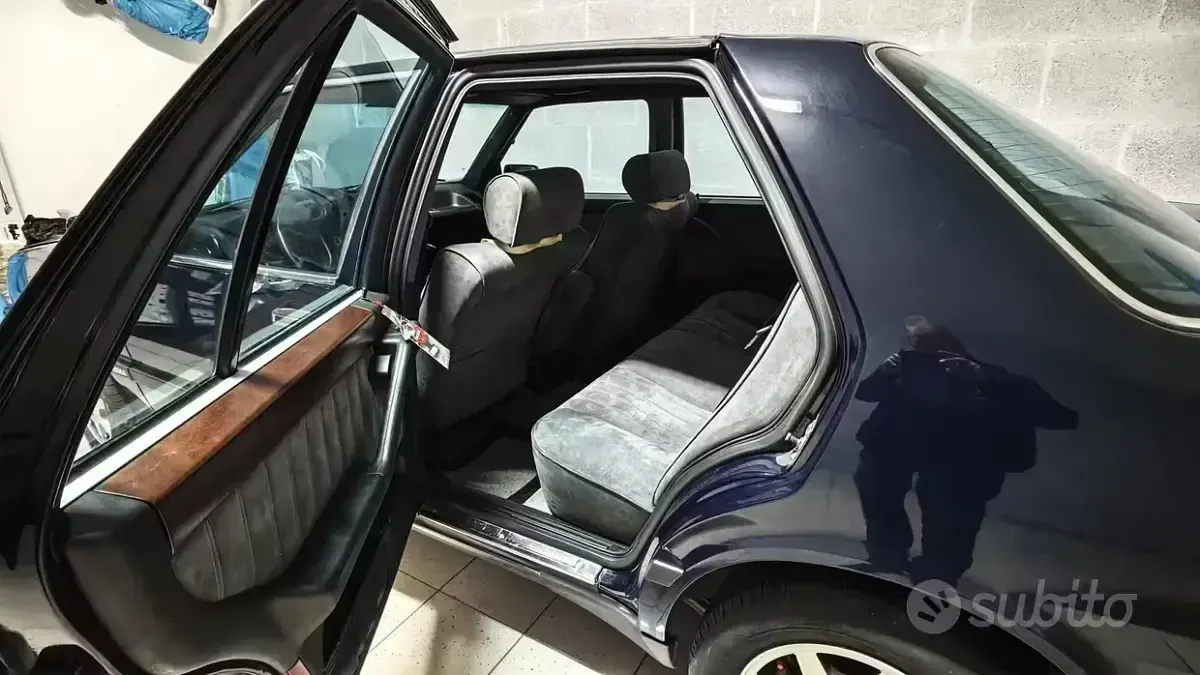 Usata Lancia Thema 117 CV (86 kW) 1991 Bluazzurro Berlina
