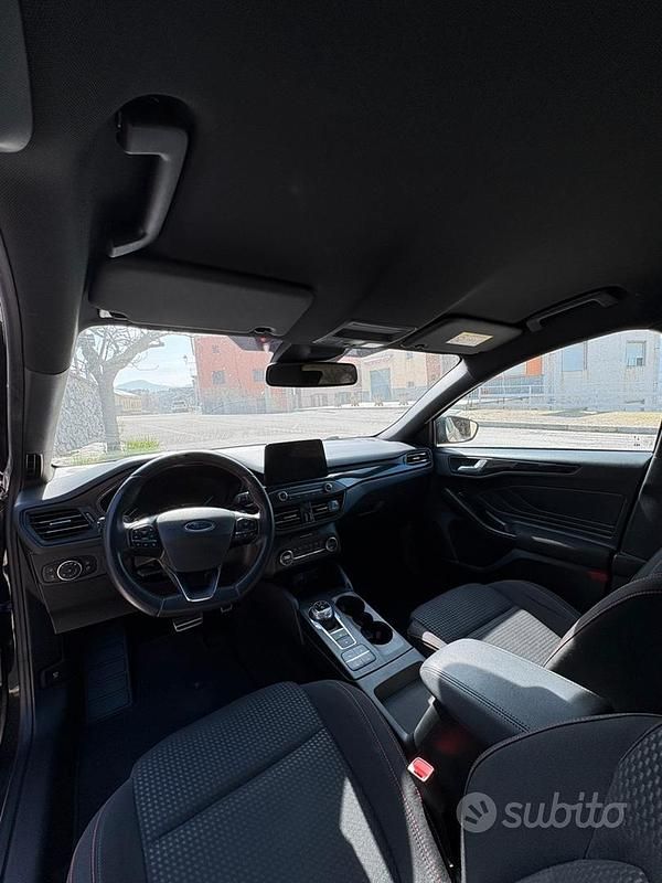 Usata Ford Focus ST-Line 120 CV (88 kW) 2021 Nero Berlina