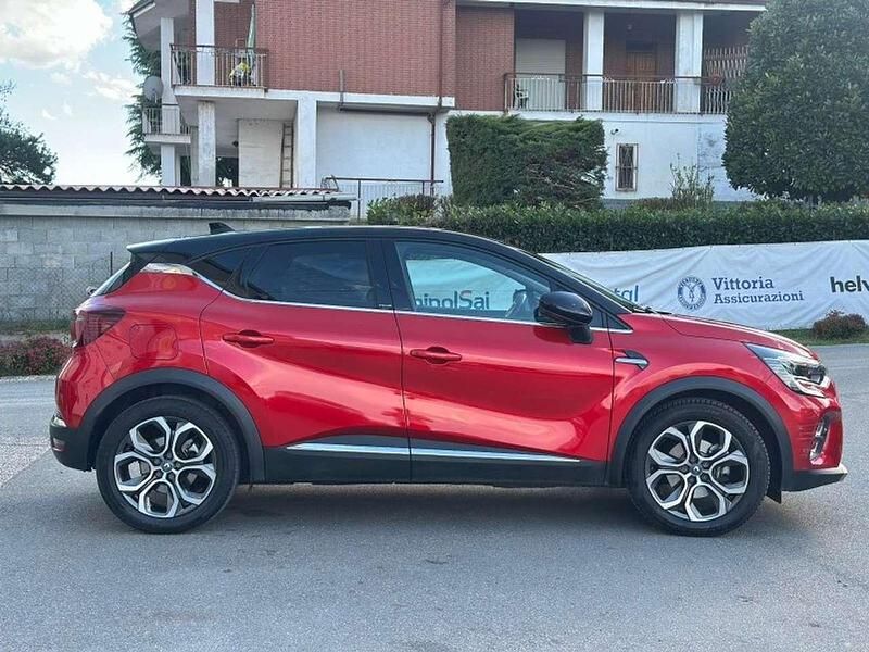 Usata Renault Captur Intens 159 CV (116 kW) 2020 Rosso SUV
