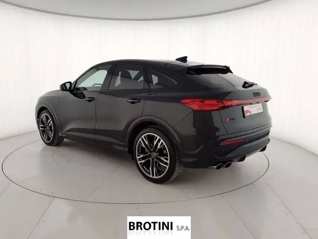 Neu Audi SQ5 Sportback Sport 367 PS (269 kW) 2025 Schwarz SUV