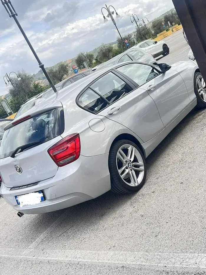 Usata BMW 118 2015 Grigio Utilitaria