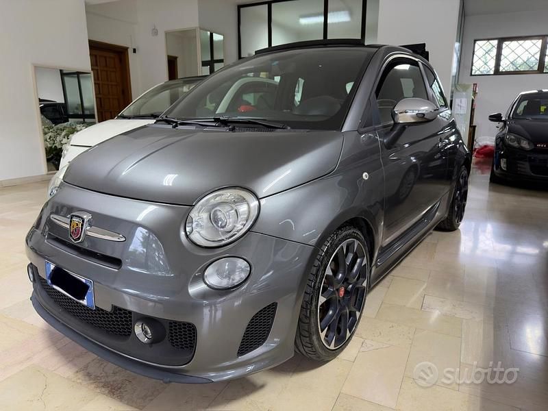 Grigio Usata 2012 Abarth 500C Cabrio | 11.800 € (Cara) - Immagine 1/4